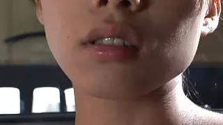젊은 여자 엿에서 엉덩이 바로 같은 경험이 풍부한 걸레