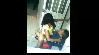사나이 엿 젊은 갈색 머리에서 털이 녀석 후 구강