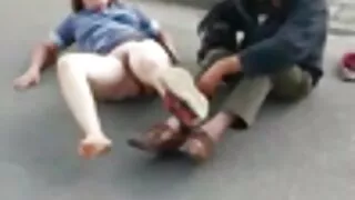 귀여운 갈색 머리 했다 섹스 와 사람
