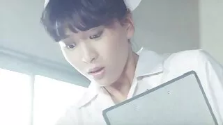 누가 해변에서 벌거 벗은 여자가 너무 멋진 빌어 먹을 것을 생각했을 것이다