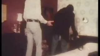 여자 잤어 러시아어 나쁜 점점으로 그녀의 음모로 자신의 닭